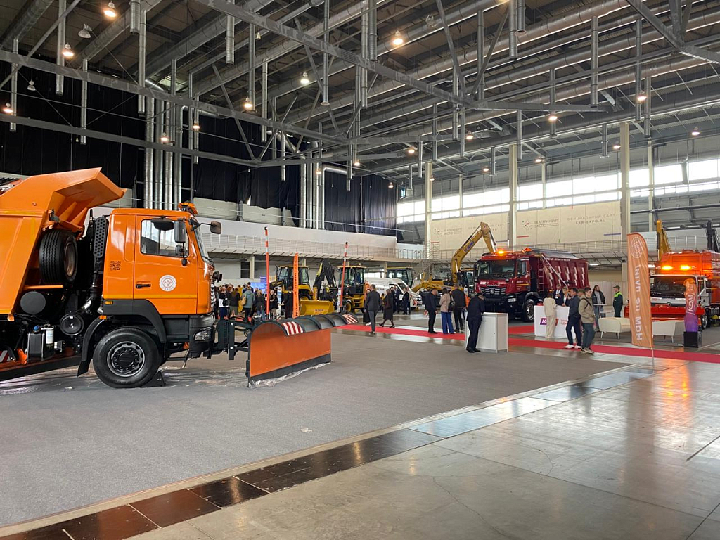 Выставка «А8 Машины России» 2025