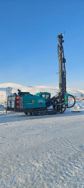 Три буровые Hyundai D800 теперь с КУБ